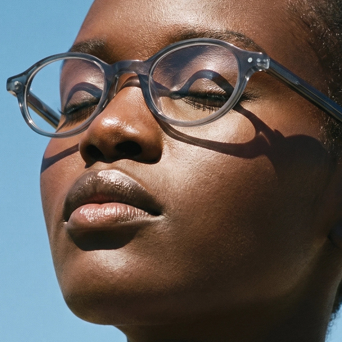 Transparent Round Glasses